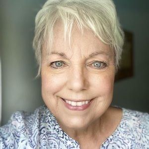 Meet your Posher, Jane